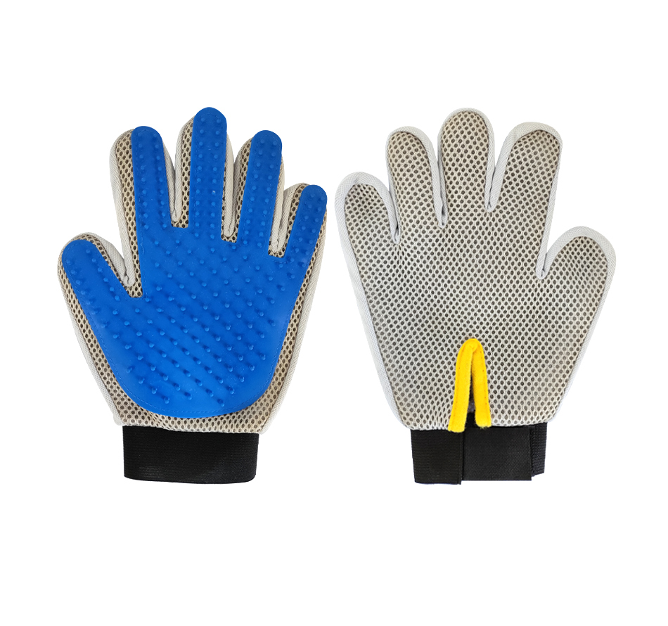 Pet massage palm brush