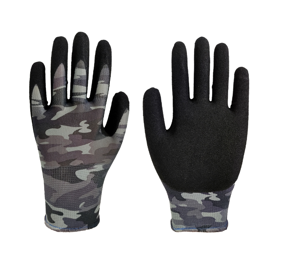 Camouflage impregnated gloves