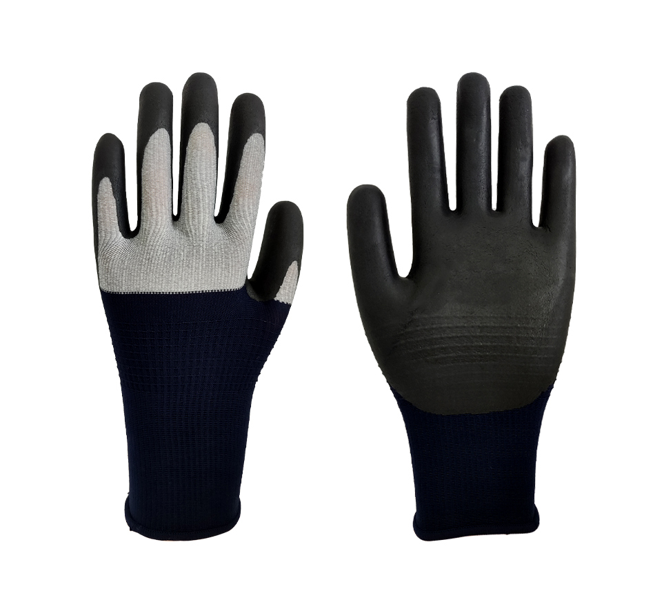 Dipped gloves